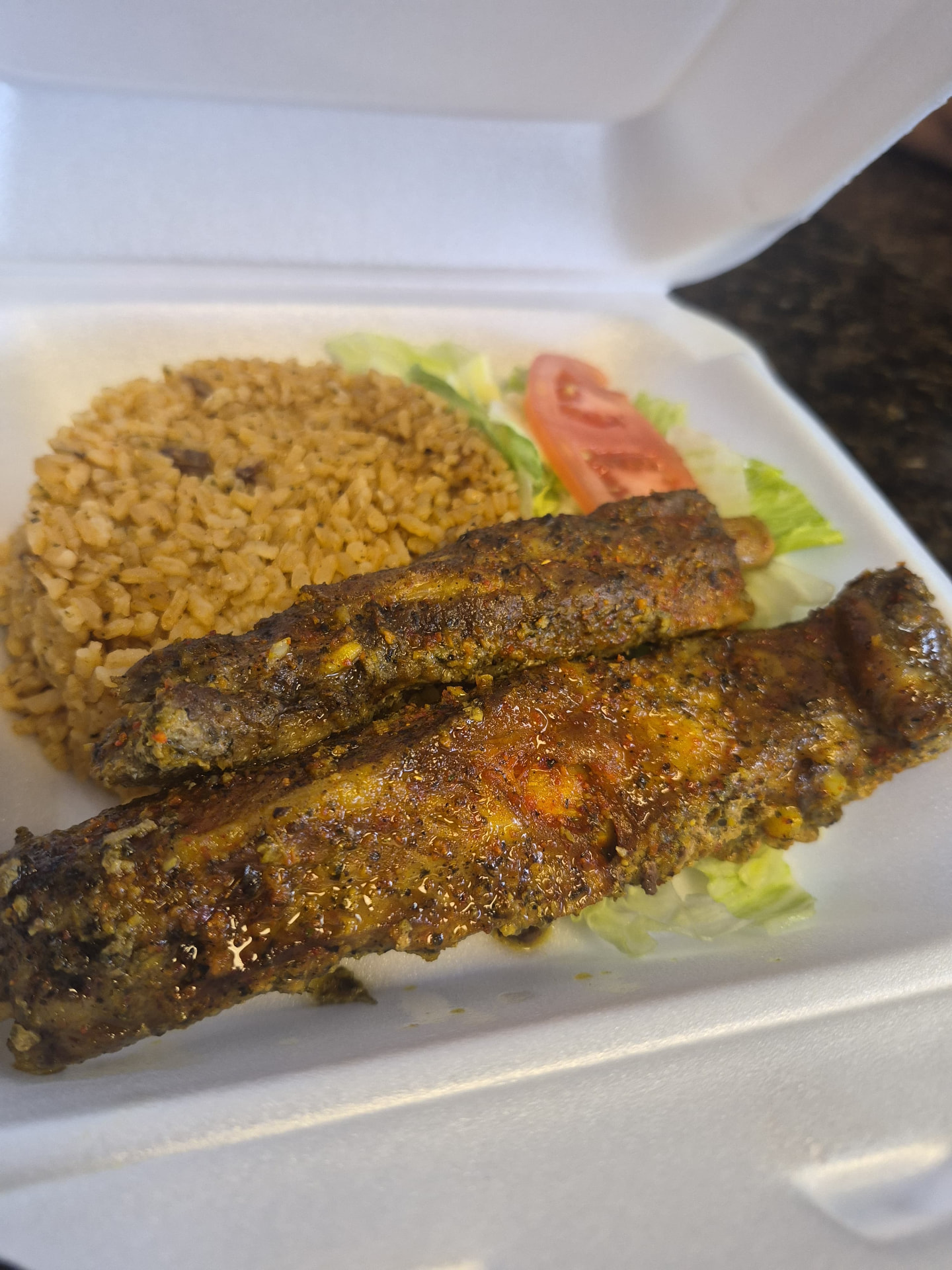 Pollo al horno con arroz con gandules